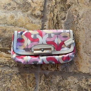Coach Clutch (authentic)